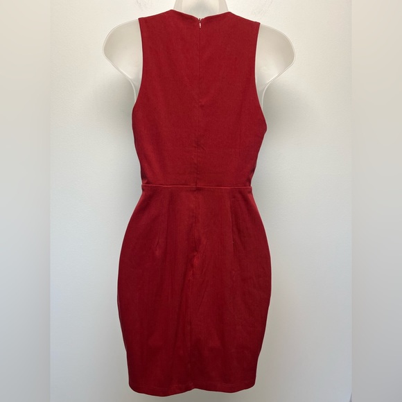 LUSH Cutout V-Neck Sleeveless Dress Burgundy Red Size Small - Picture 10 of 13